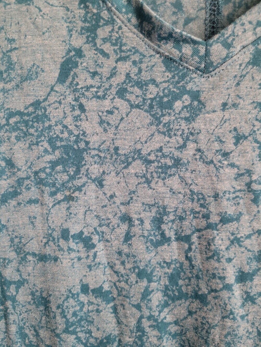 tek gear Teal Marble-Print V-Neck Short Sleeve Tee - Picture 2 of 5